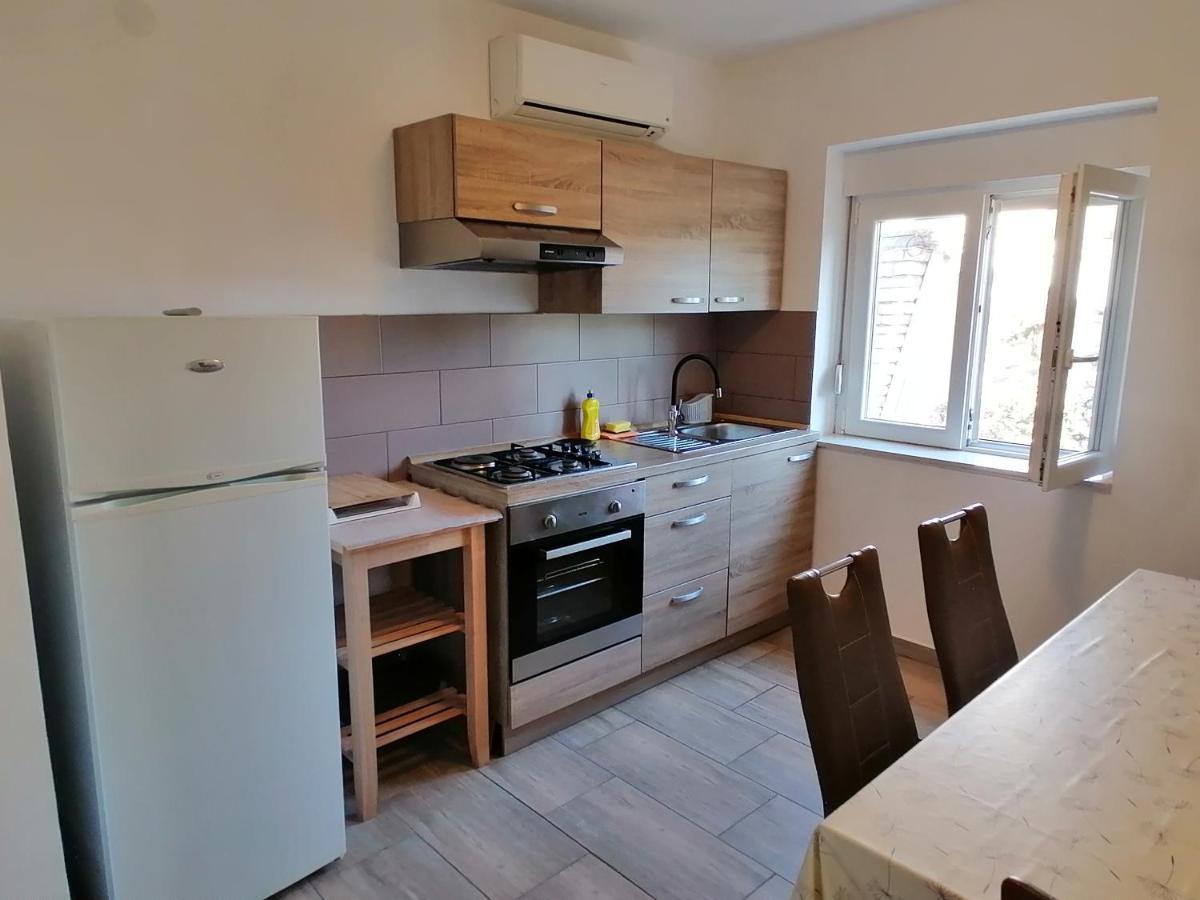 Apartman 2 Punta Пакоштане Экстерьер фото